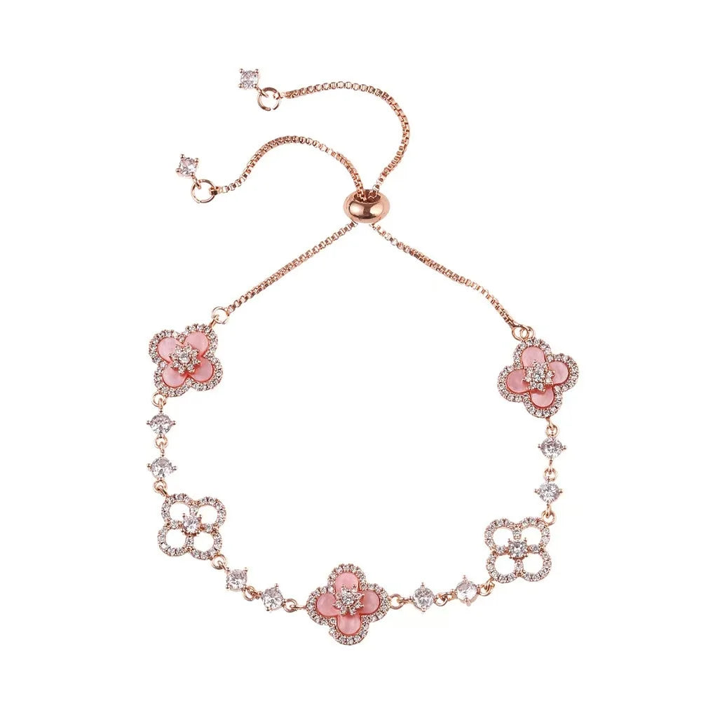 Eloura Clover